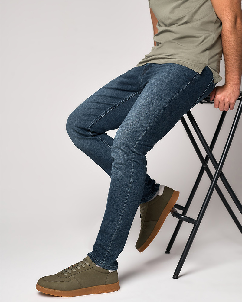 Thomas Munz, Хаки
Thomas Munz, Хаки