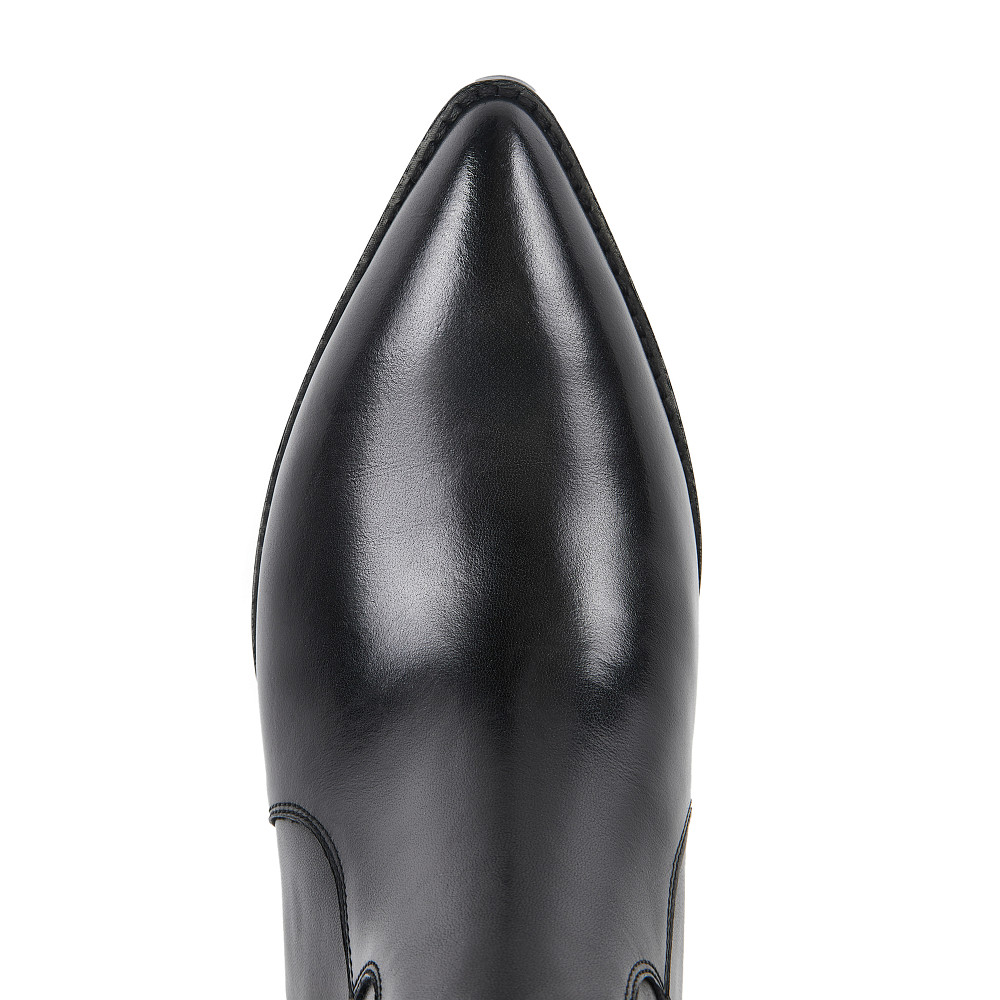 

Thomas Munz black, Черный