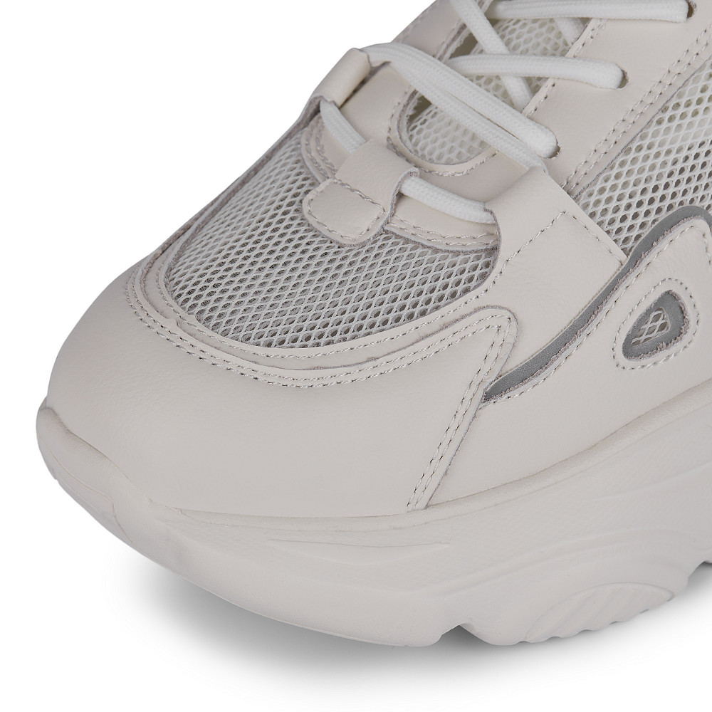 

Thomas Munz, Белый