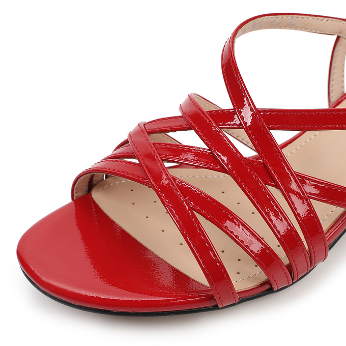 Красные женские босоножки на каблуке «Саламандер»