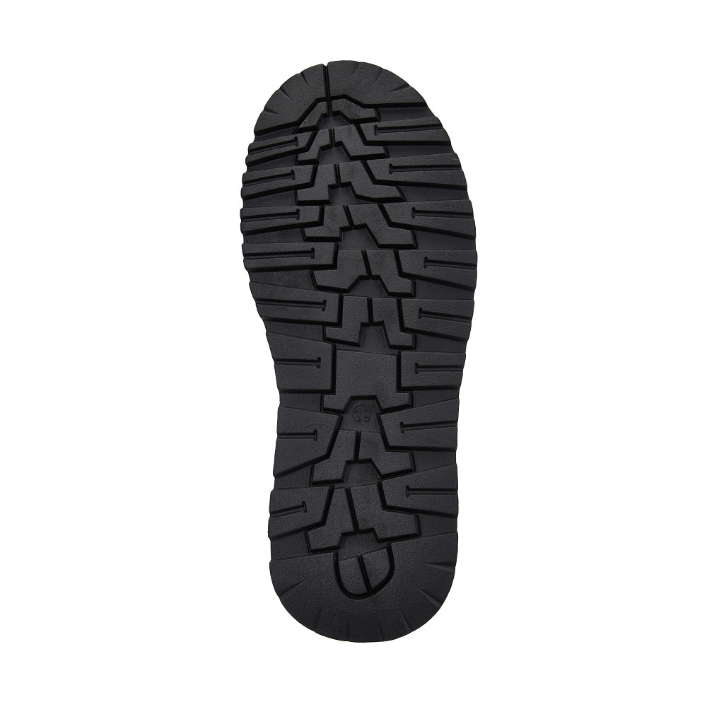 

Thomas Munz, Черный