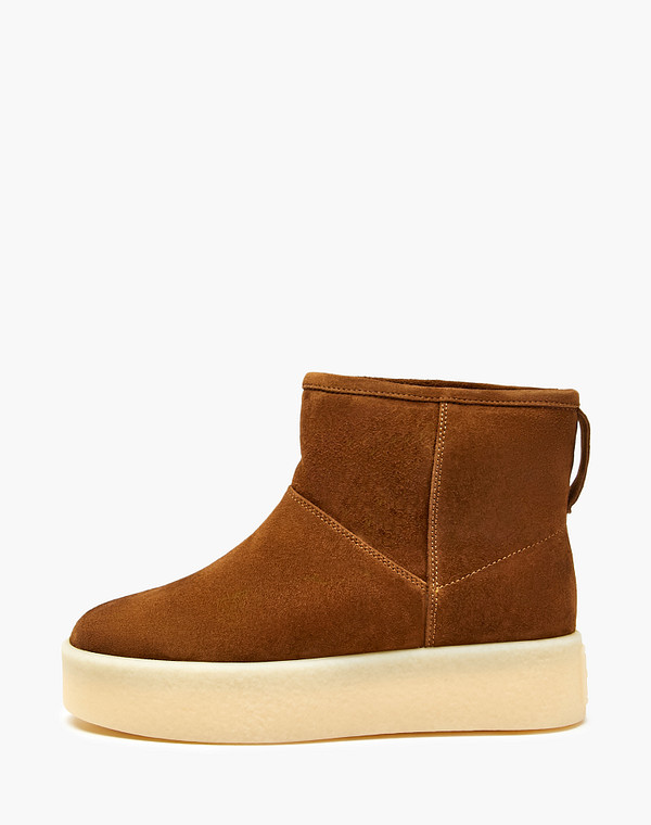 Рыжие женские зимние ботинки 25990₽