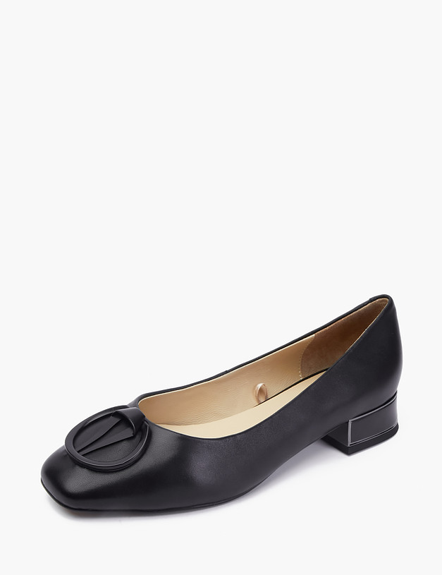 Черные женские туфли на низком каблуке MASCOTTE 126-210511-0502 | ракурс 2