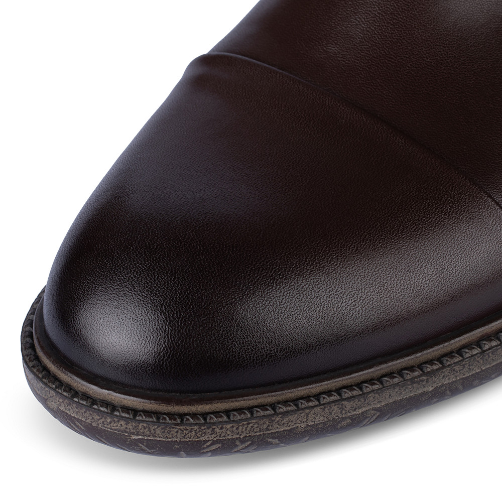 

Thomas Munz, Коричневый