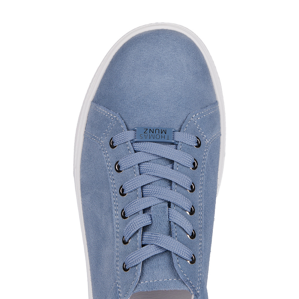 

Thomas Munz, Голубой