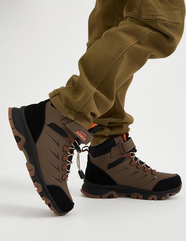 Коричневые спортивные ботинки для мальчиков на зиму MASCOTTE 189-324431-0609 | ракурс 8