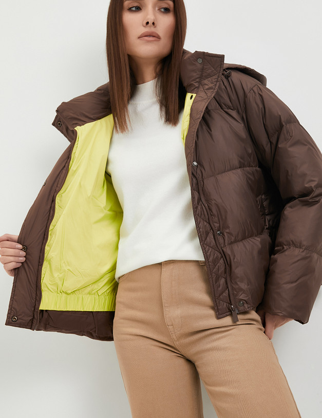 Коричневая женская дутая куртка с ярким подкладом MASCOTTE 234-3300-2409 | ракурс 2