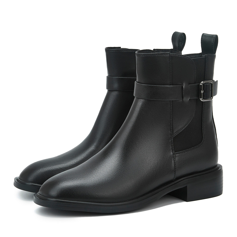 

Thomas Munz, Черный