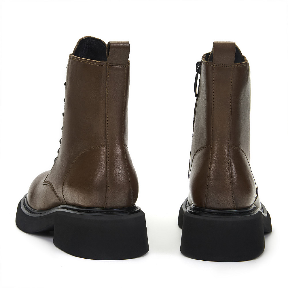 

SALAMANDER, Хаки