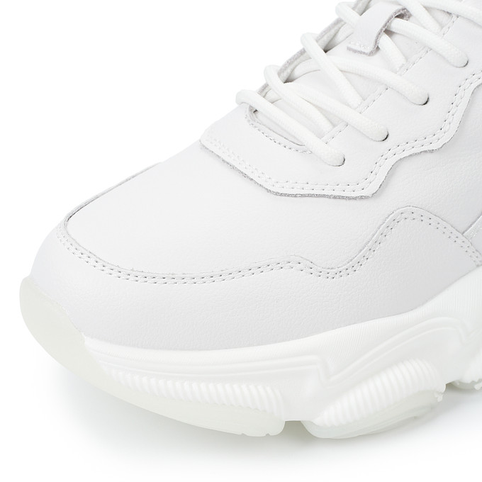 Белые женские кроссовки на платформе О2