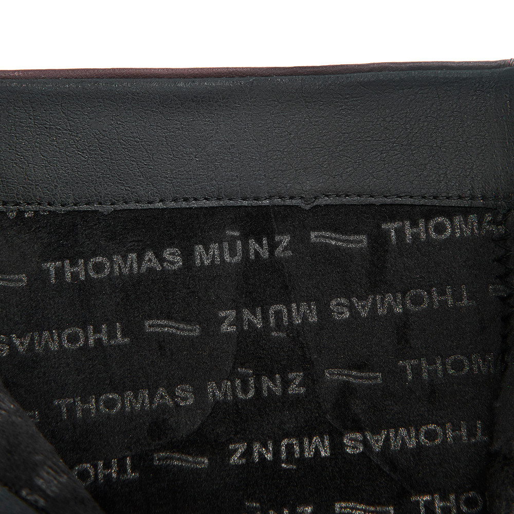 

Thomas Munz, Бордовый