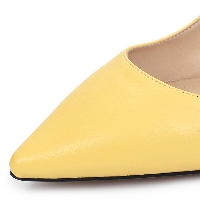 Желтые кожаные женские туфли-лодочки с позолоченным каблуком «Томас Мюнц»