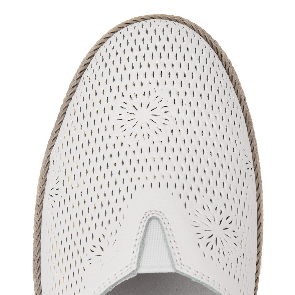 

Thomas Munz, Белый