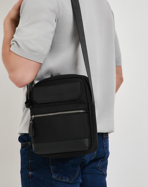 Черная мужская сумка 4990₽