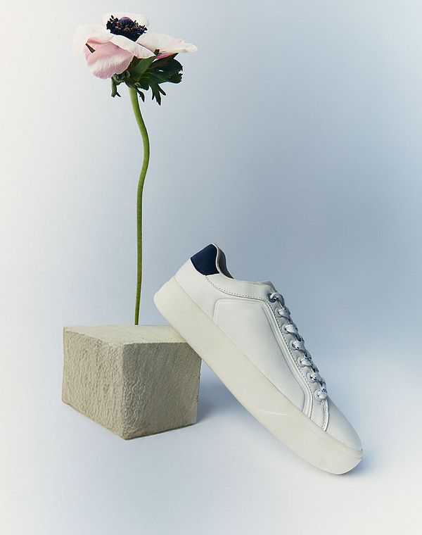 Белые женские кеды 2990₽