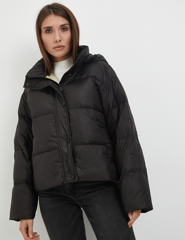 Черная женская дутая куртка с ярким подкладом MASCOTTE 234-3300-2402 | ракурс 4