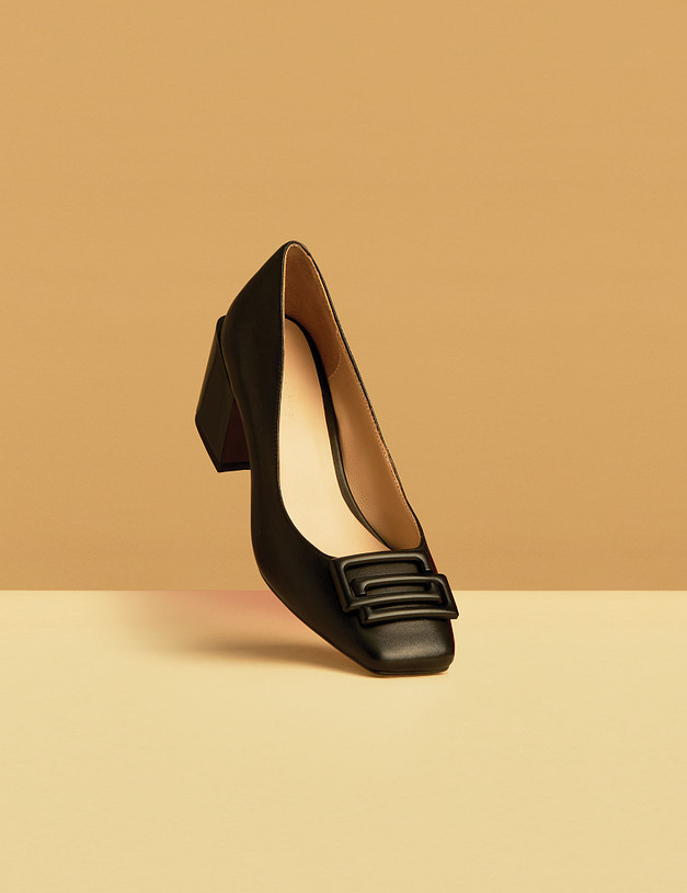 Черные кожаные женские туфли MASCOTTE 126-310511-3501M | ракурс 1