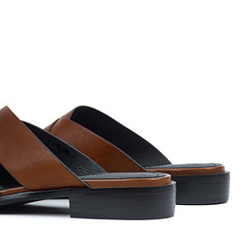 Thomas Munz Сабо 094-5446A-1609