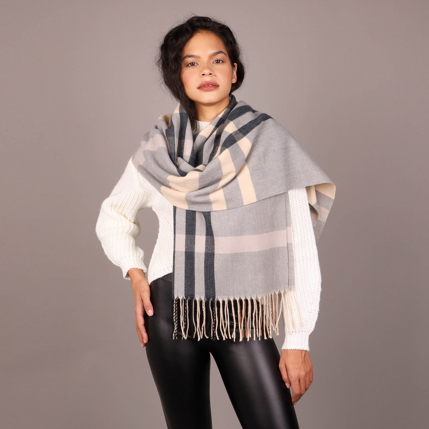 Палантин женский ZENDEN YU-42-47098-004 фото