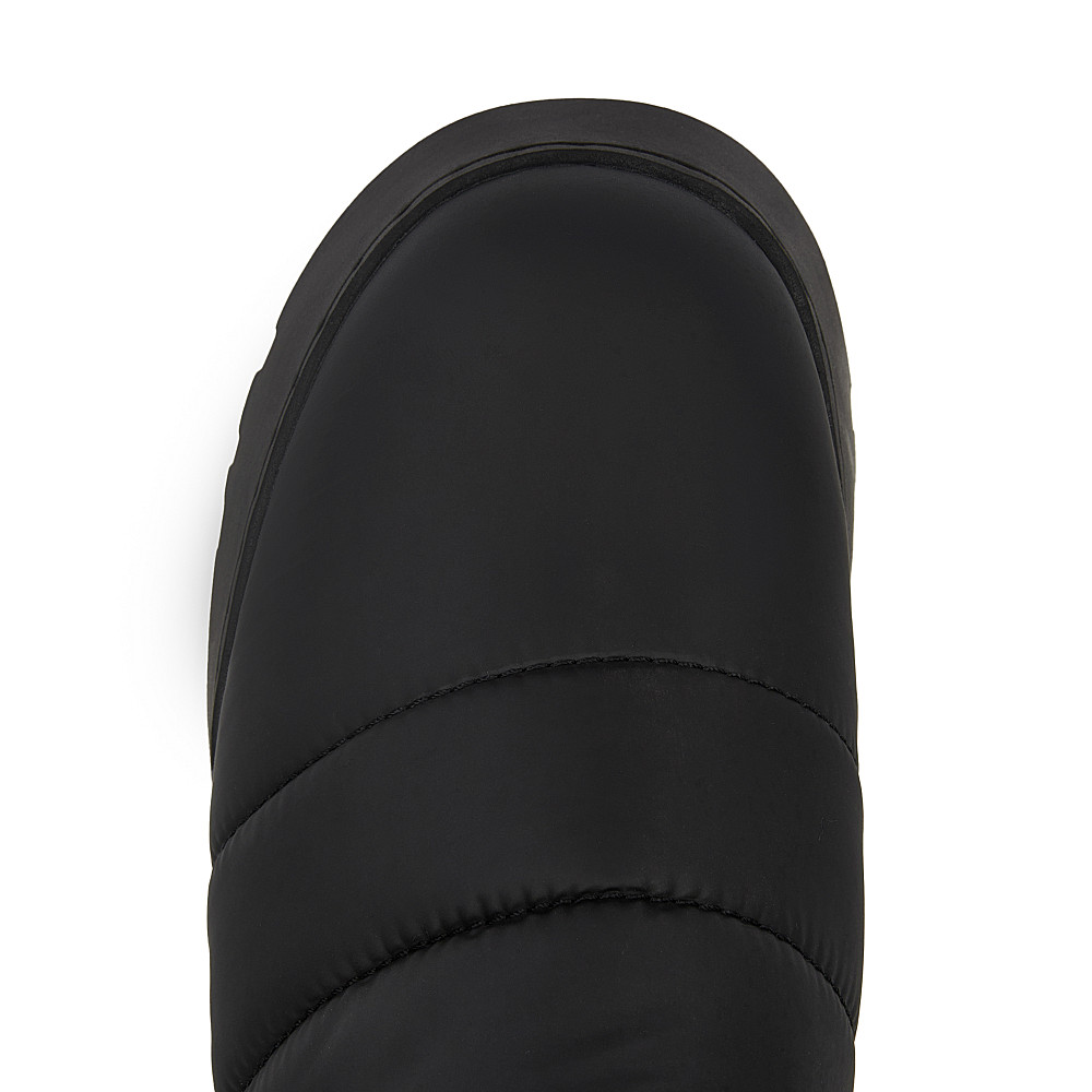 

Thomas Munz, Черный