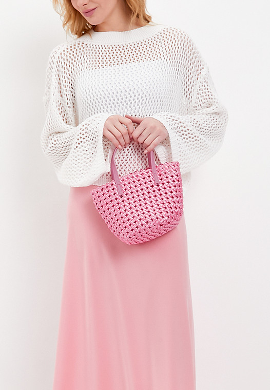 Розовая женская плетеная сумка