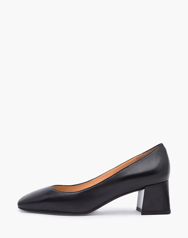 Черные женские туфли на квадратном каблуке