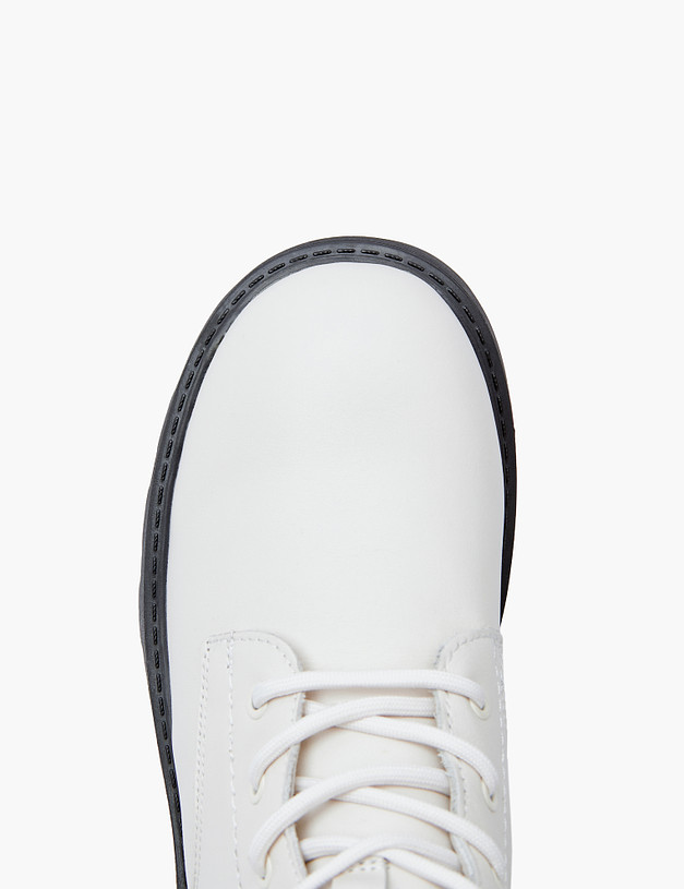 Белые женские зимние ботинки с контрастной подошвой MASCOTTE 58-321931-4156M | ракурс 4