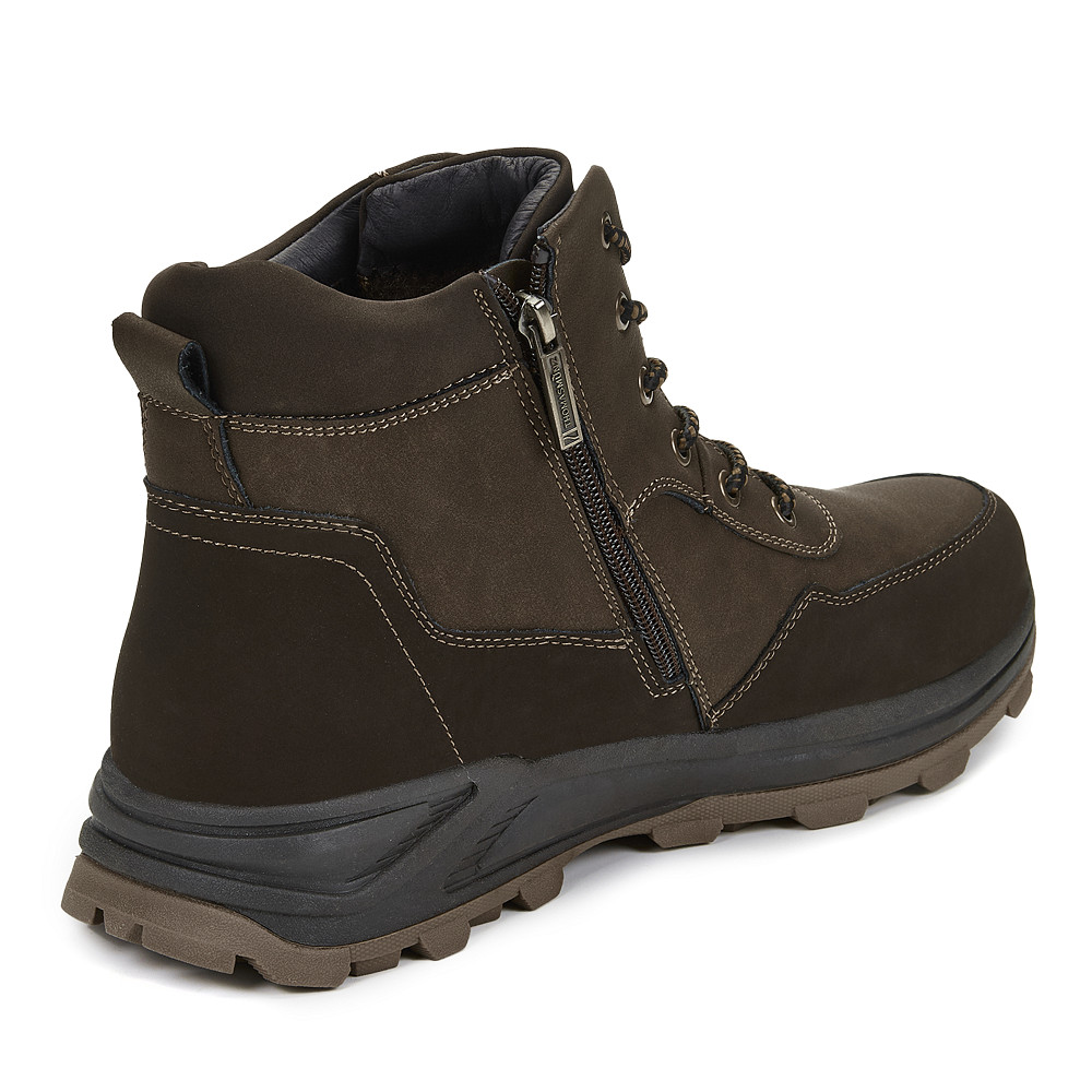 

Thomas Munz, Коричневый