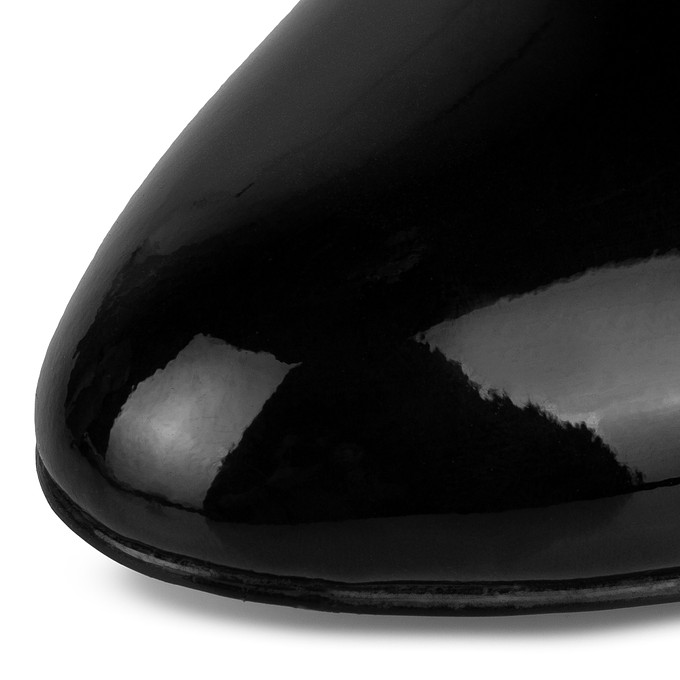 Черные кожаные туфли женские с перемычкой «Томас Мюнц»