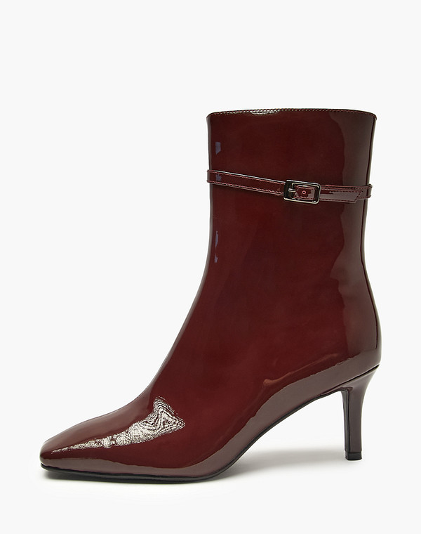Бордовые женские лакированные ботильоны 25990₽