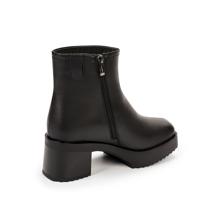 Черные кожаные ботинки на каблуке «Томас Мюнц»