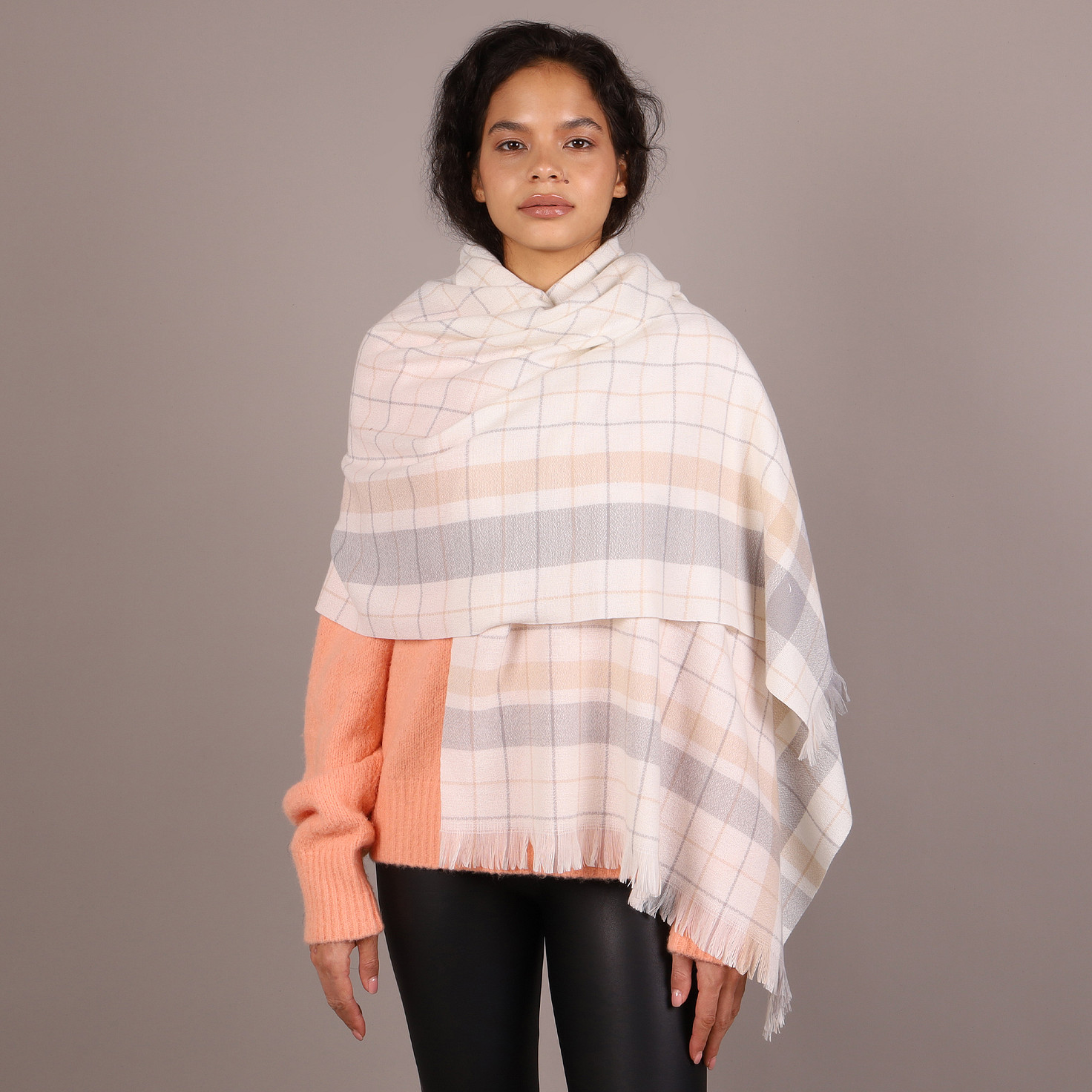 Палантин женский ZENDEN YU-22-46613-017 фото