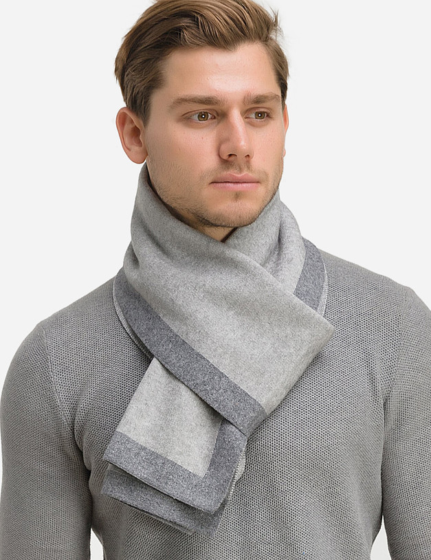 Серый мужской шарф MASCOTTE 766-0215-2410 | ракурс 3