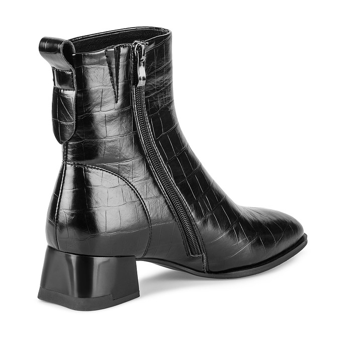 Черные кожаные ботинки на каблуке «под крокодила» «Томас Мюнц»