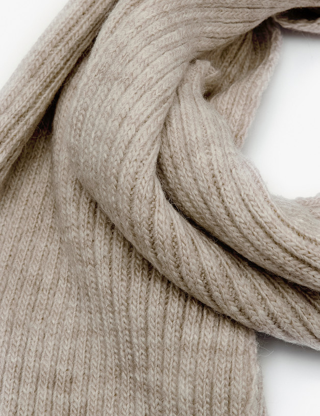 Бежевый женский шарф в рубчик MASCOTTE 781-2208-508 | ракурс 2