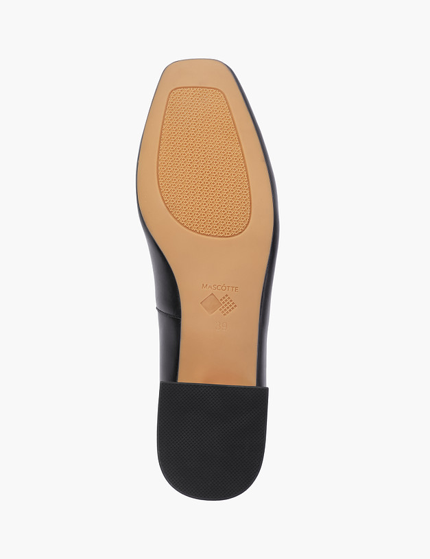 Черные женские туфли на низком каблуке MASCOTTE 126-210511-0502 | ракурс 5