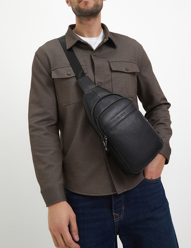 Черная мужская сумка-слинг MASCOTTE 602-3204-102 | ракурс 2