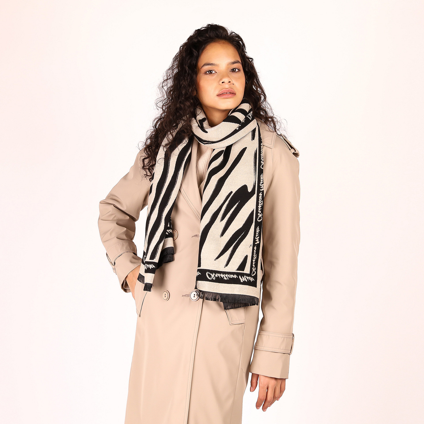 Палантин женский ZENDEN YU-42-47171-023 фото