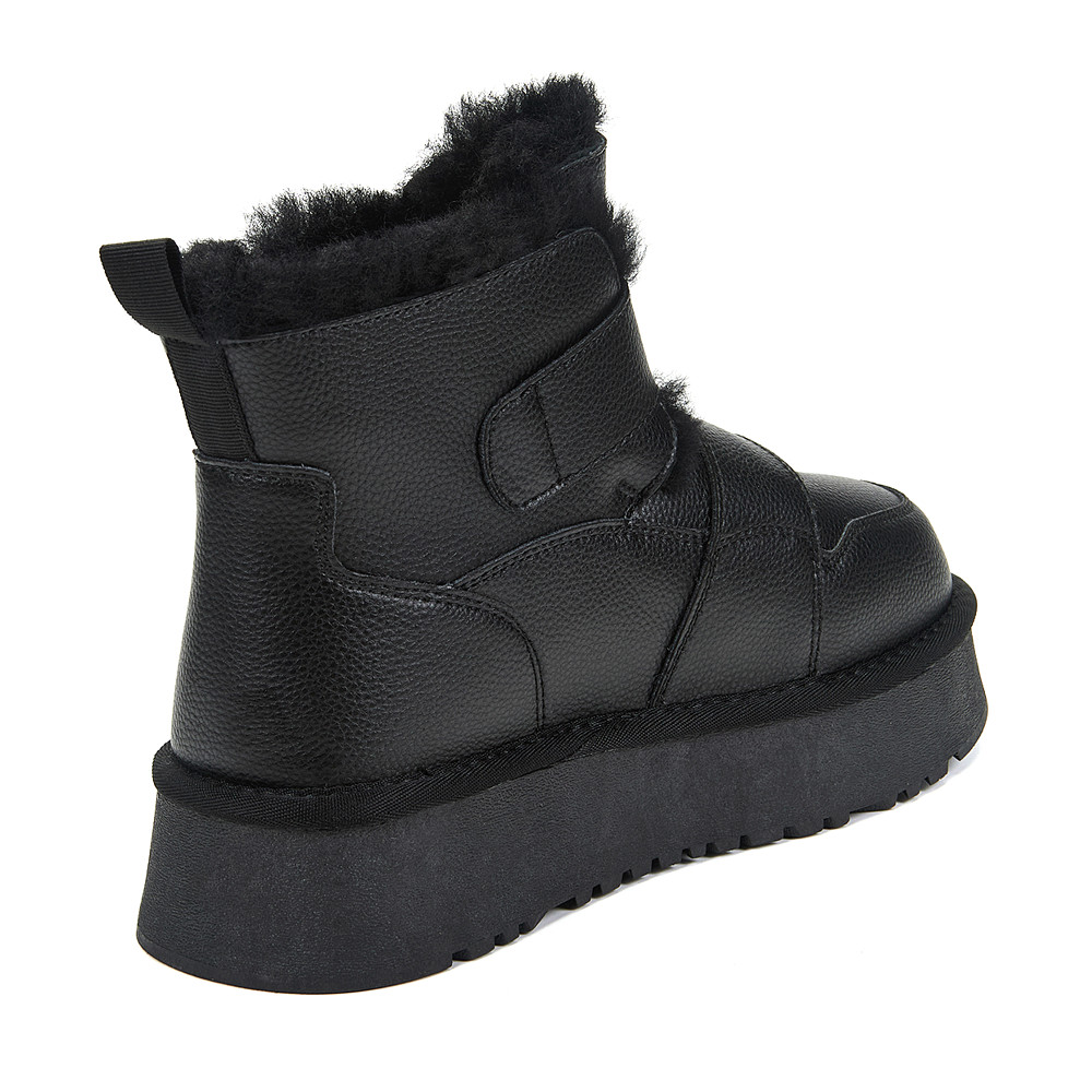 

Thomas Munz, Черный