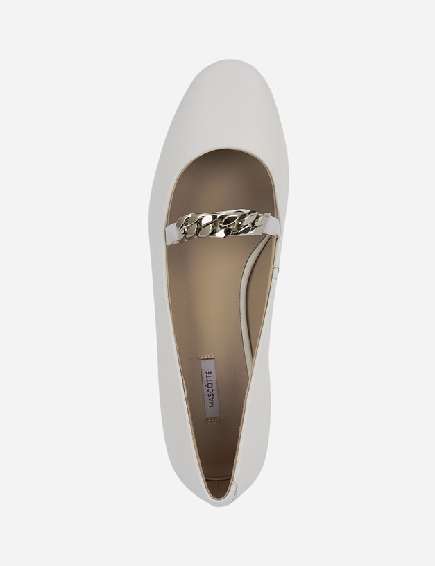 Белые женские туфли на низком каблуке MASCOTTE 126-120212-0501 | ракурс 5