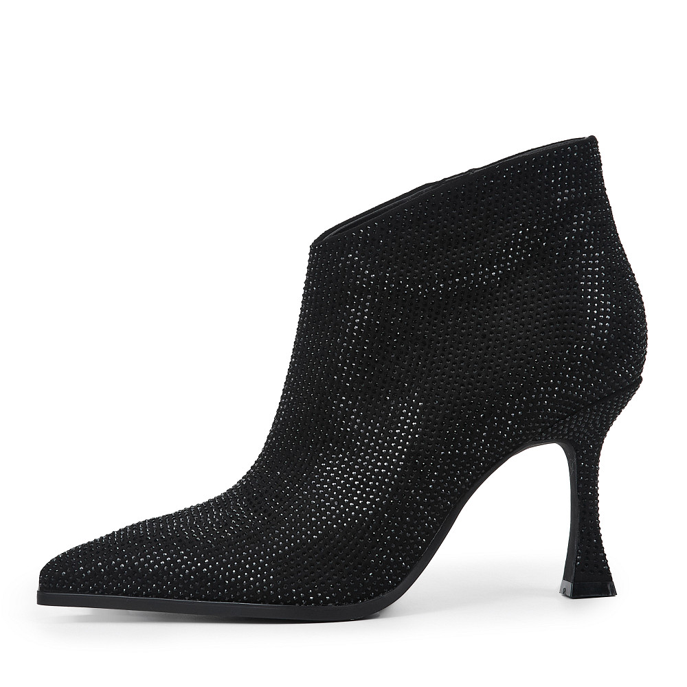 

Thomas Munz, Черный