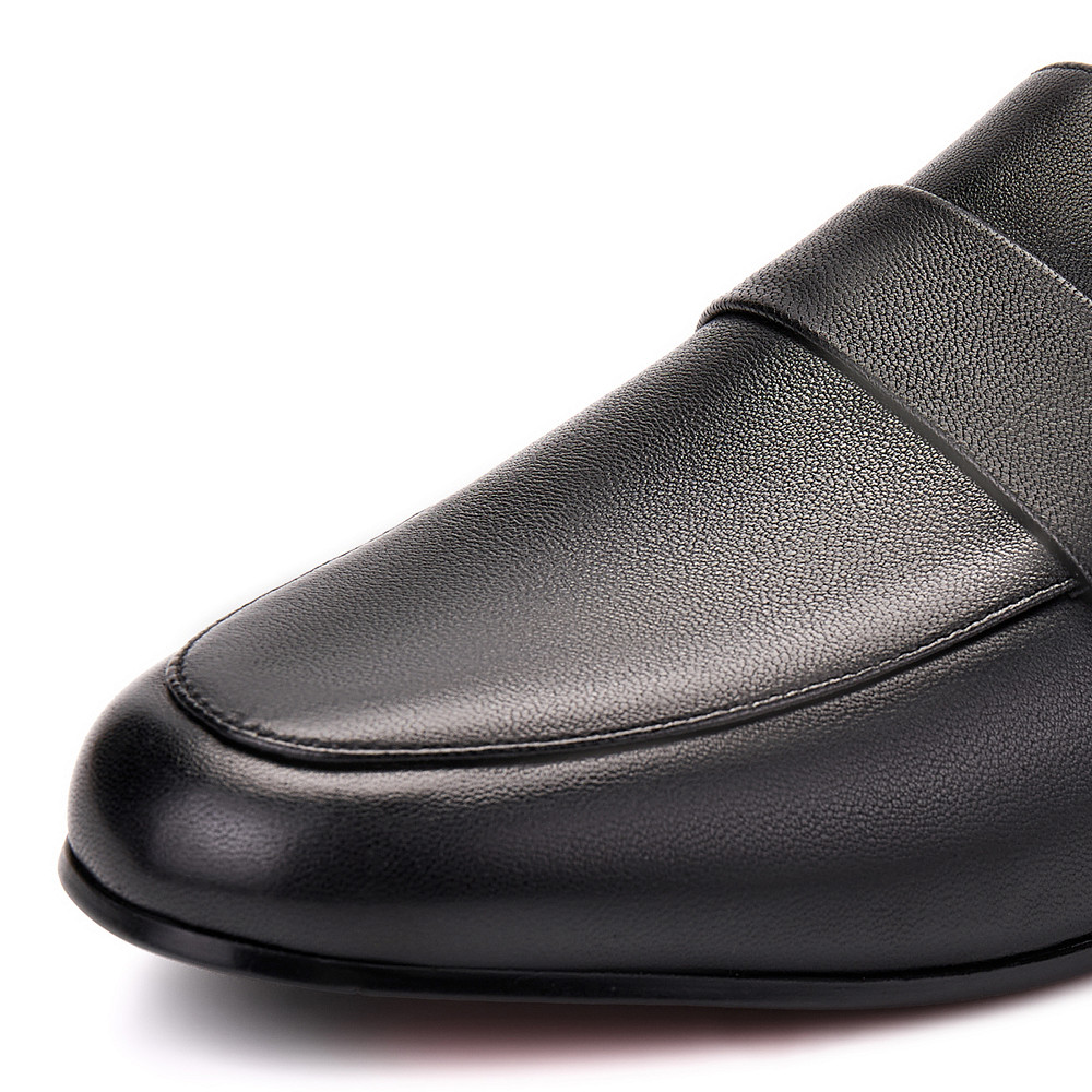 

Thomas Munz black, Черный