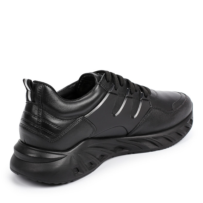 Черные мужские кроссовки "Саламандер"