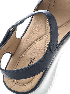 Сандалии женские INSTREET