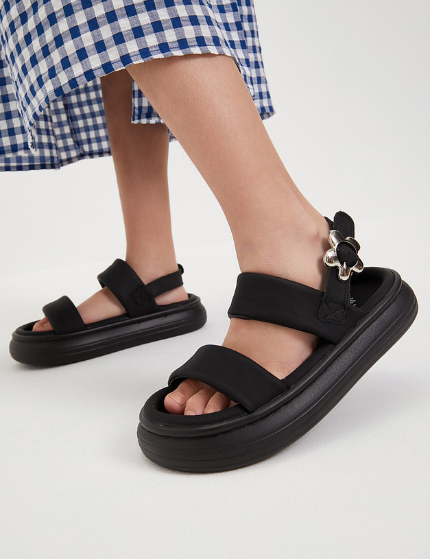 Черные сандалии для девочек из экокожи MASCOTTE 98-411921-0602 | ракурс 1