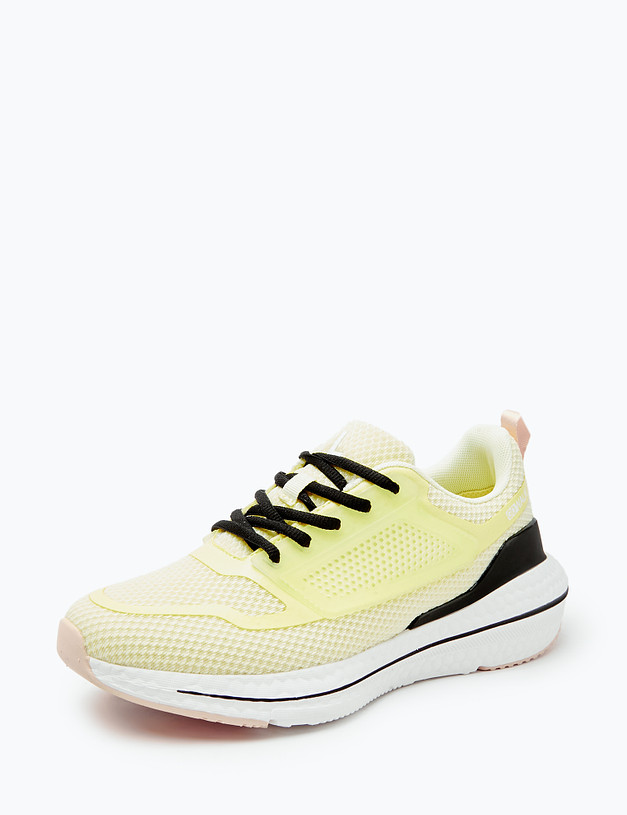 Желтые женские кроссовки из текстиля MASCOTTE 189-414021-0204 | ракурс 2