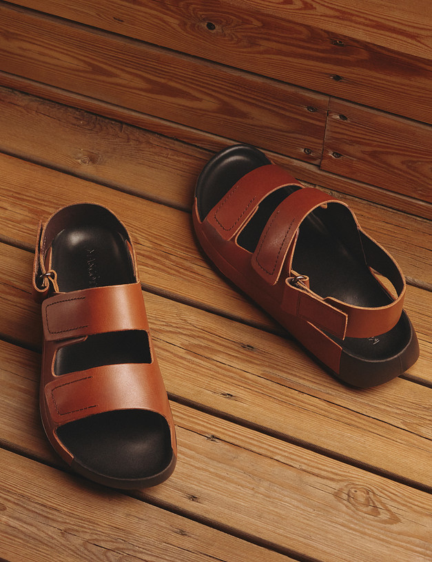 Коричневые мужские сандалии из кожи MASCOTTE 128-413263-0109 | ракурс 1