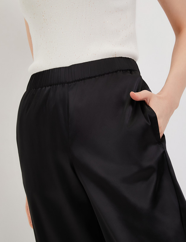 Черные женские атласные брюки MASCOTTE 885-4139-2402 | ракурс 3