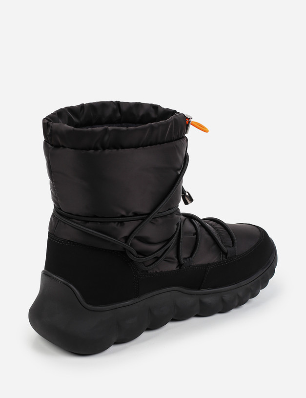Черные женские ботинки дутики MASCOTTE 45-120222-0202 | ракурс 4