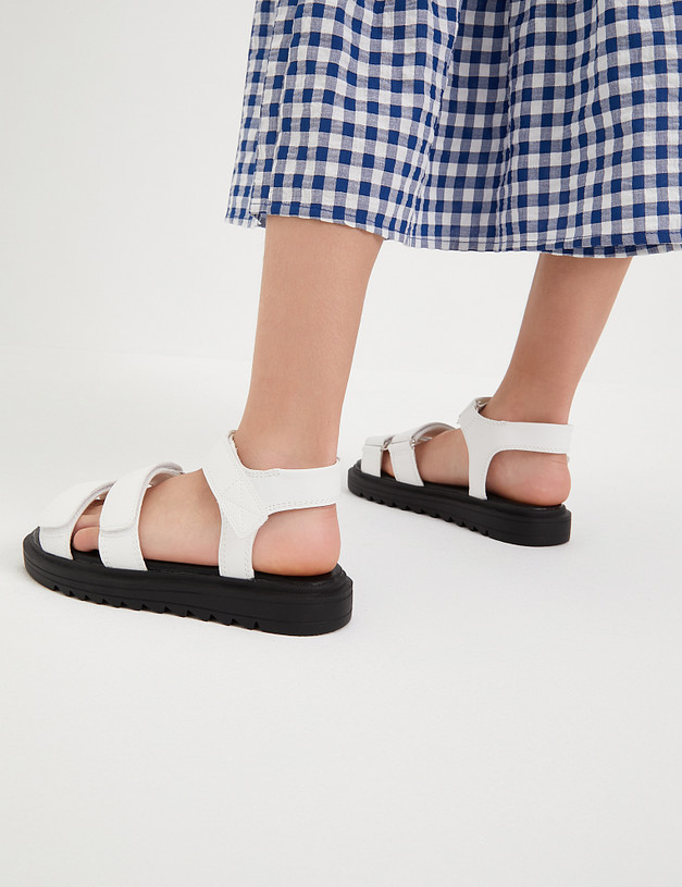 Белые сандалии для девочек MASCOTTE 250-410662-0601 | ракурс 8